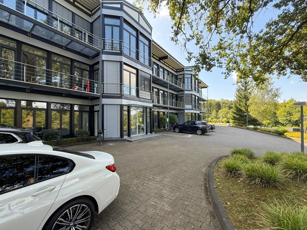 Gebäudeansicht II